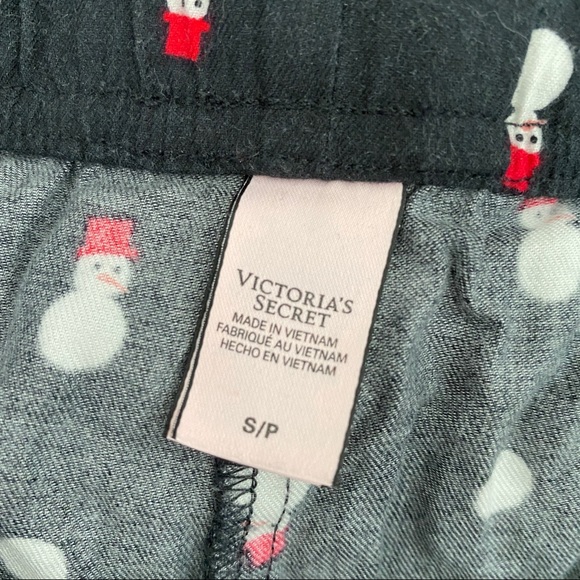 Victoria's Secret Black Flannel Snowman Pajamas - Picture 10 of 10